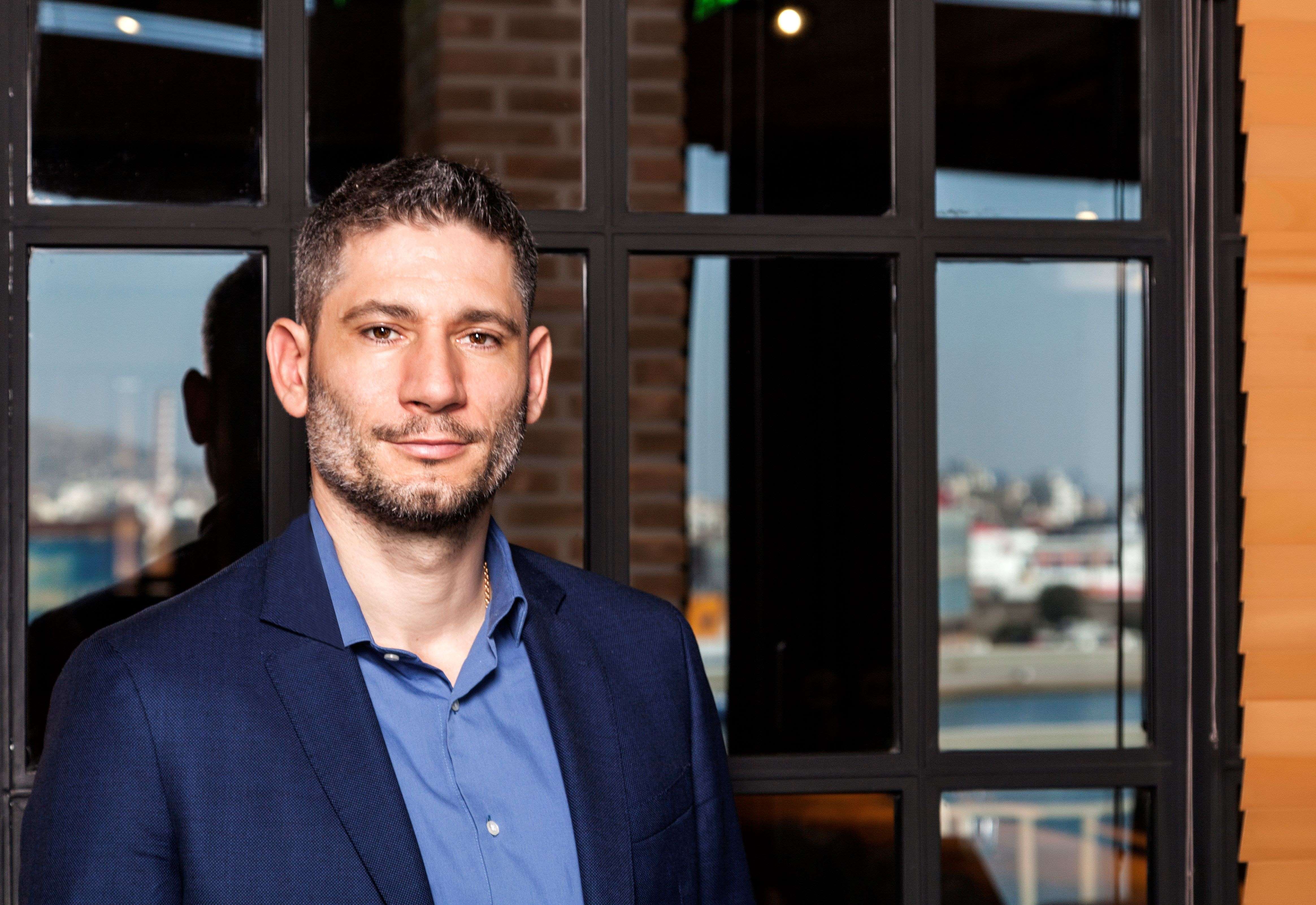 Βύρων Βασιλειάδης Ιδρυτής Πρόεδρος V Group